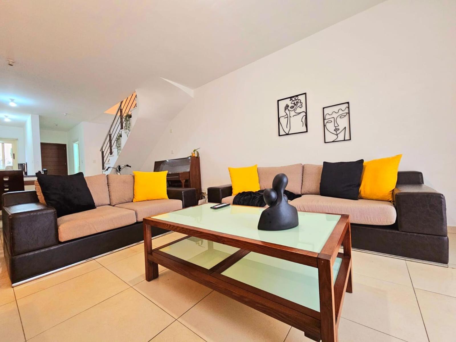 Elysia Park Apartments Paphos Exterior foto